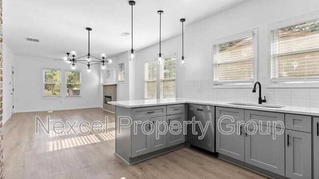 Building Photo - 3602 Carnes Ave