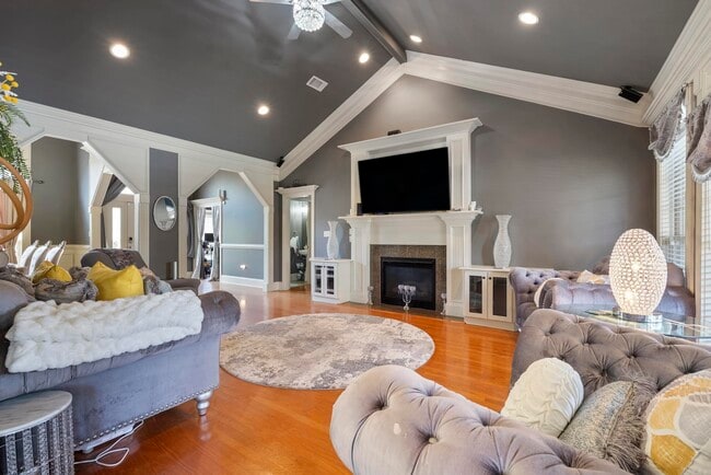 Building Photo - 37 Cypress Creek Dr