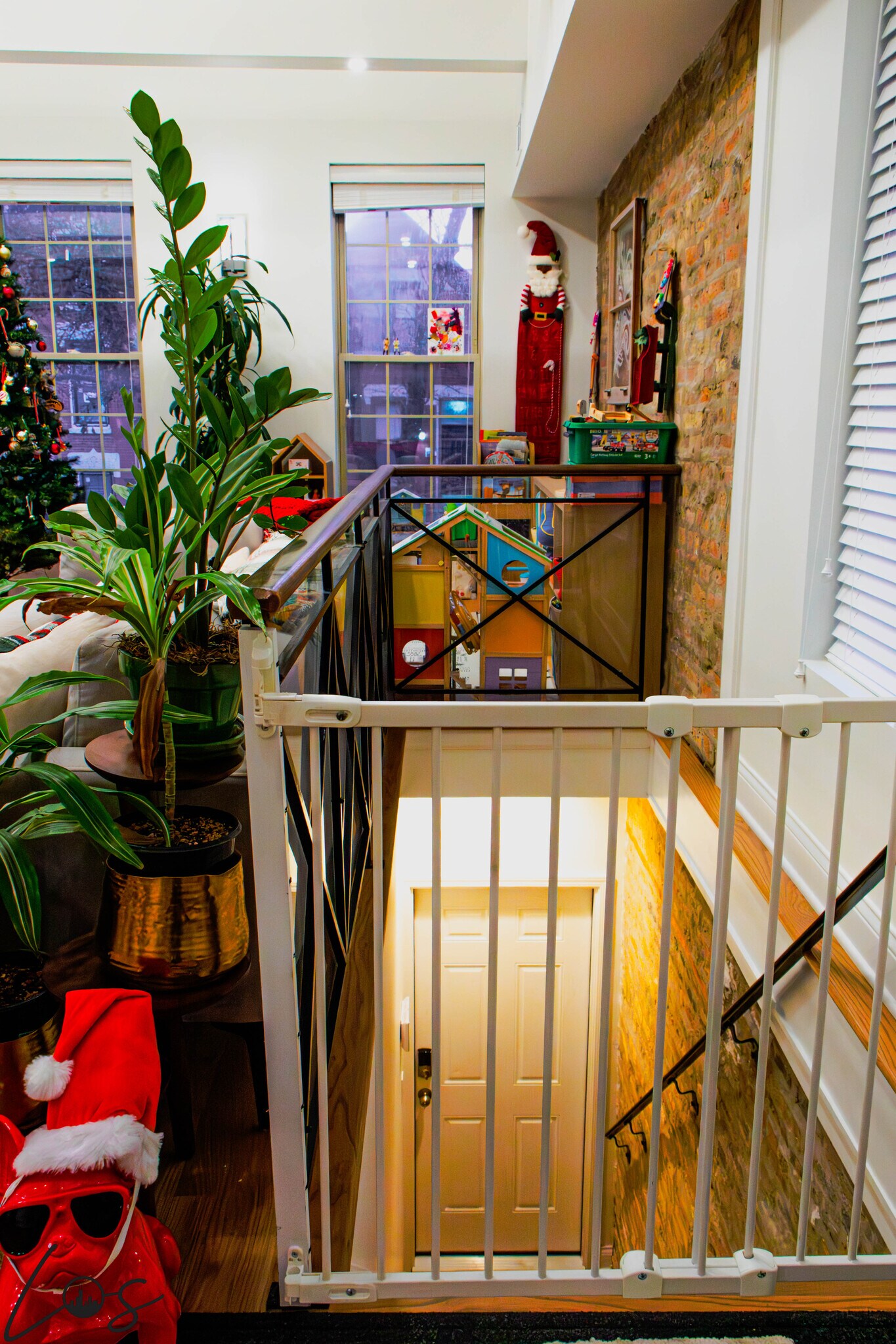 Building Photo - 1023 N Winchester Ave