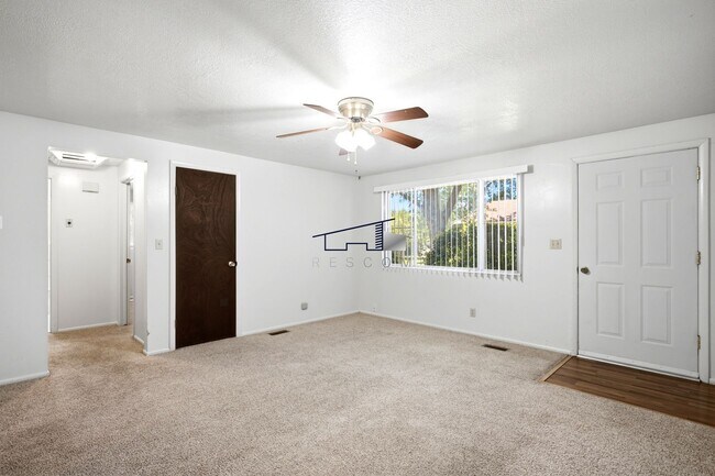 Building Photo - 4850 S Duplex