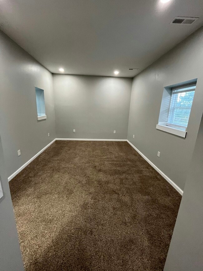 Building Photo - 1518 Howard St