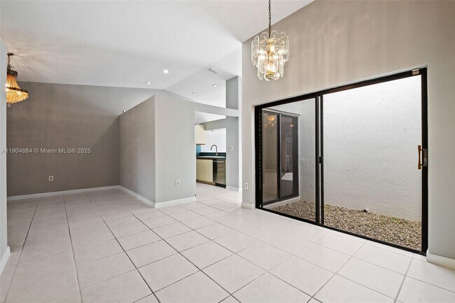 Building Photo - 6654 NW 173rd Ln