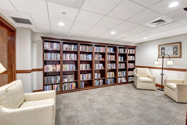 Building Photo - 3700 S Ocean Blvd