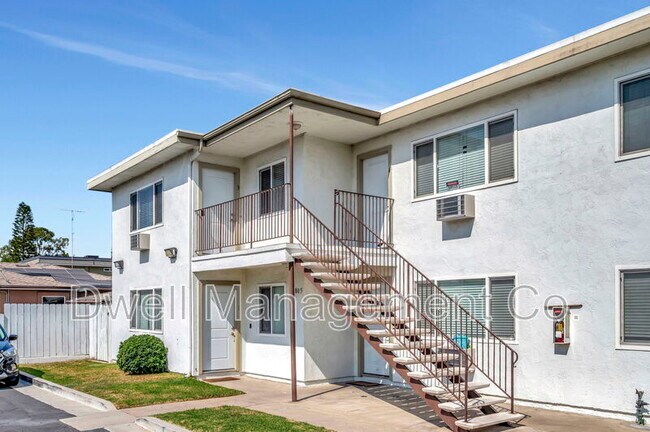 Building Photo - 805 N 3rd St