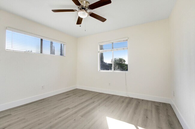 Building Photo - Coming soon! Single Story 3/2 Move-In Read...