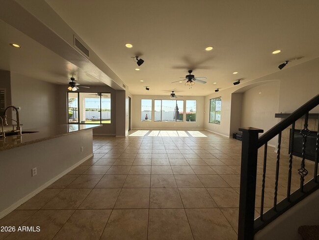 Building Photo - 4287 S Kimberlee Dr