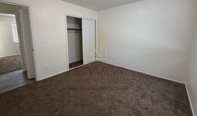 Building Photo - 6559 Nielsen Way