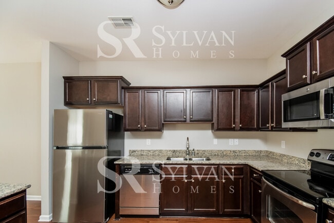 Building Photo - Life Just Got Better!