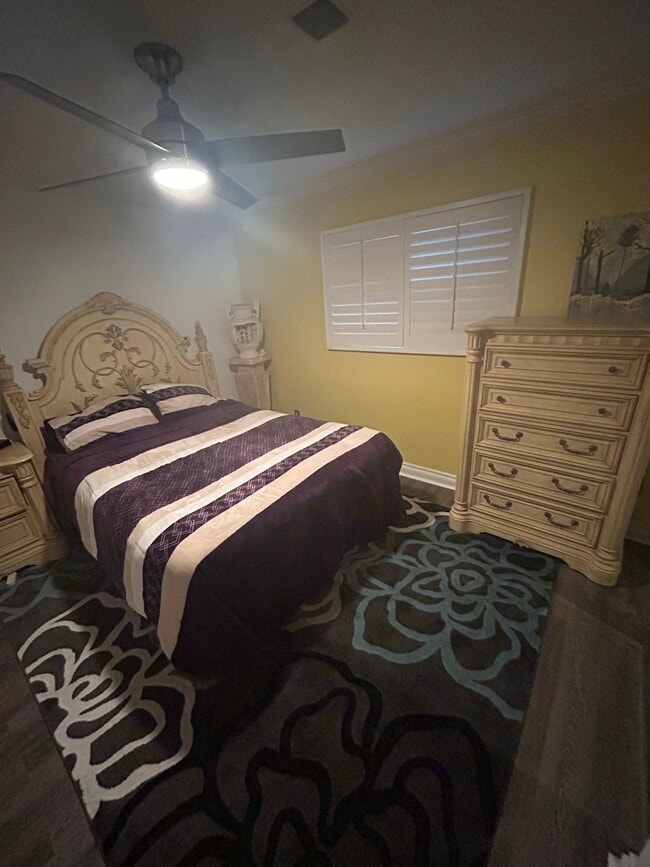 Building Photo - 7704 Lotus Cir