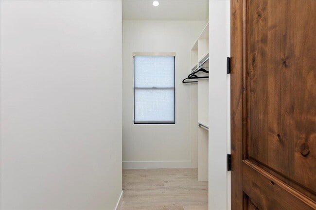 Building Photo - 51120 Avenida Navarro