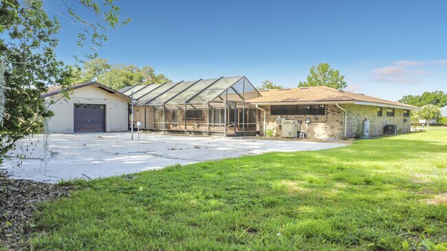Building Photo - 609 Howard Ave