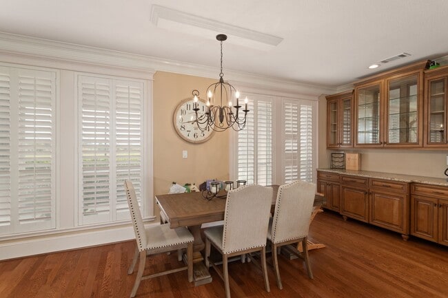 Building Photo - 2963 Settler's Way Dr