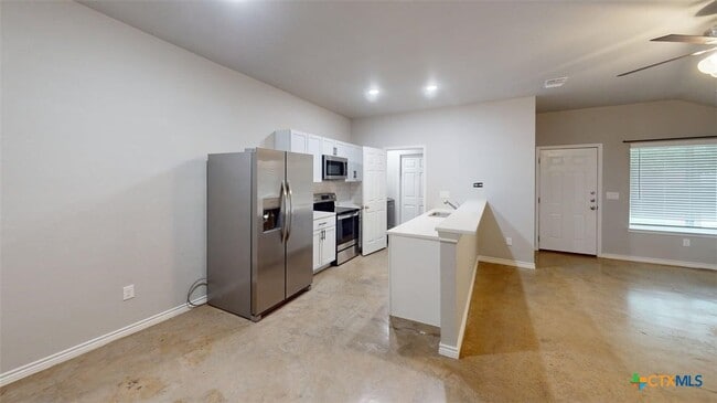 Building Photo - 1204 N 8th St