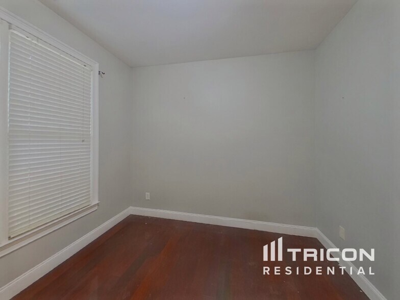Building Photo - 105 Millstone Dr