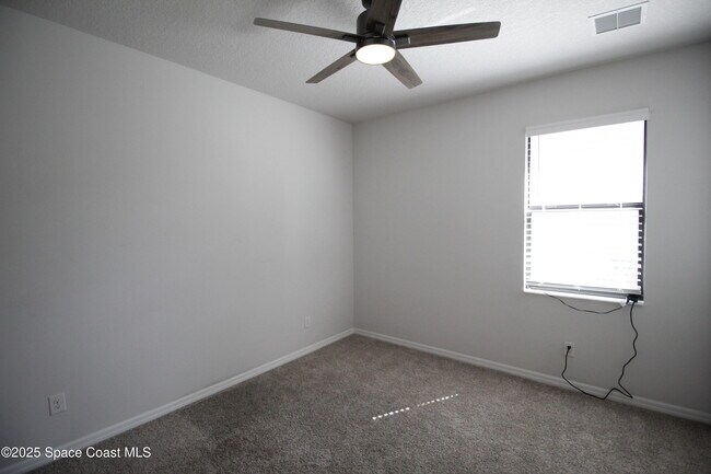 Building Photo - 3039 Burghley Park Way