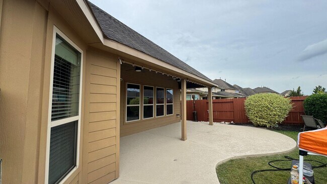 Building Photo - 9131 Basin Ridge Ln