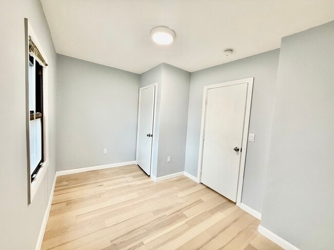 Building Photo - 15 Berwick St