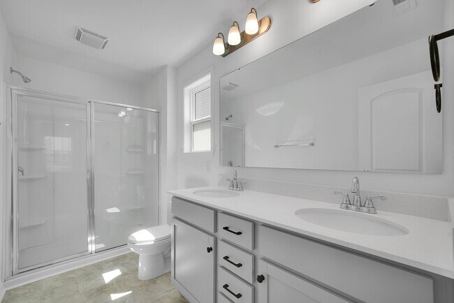 Building Photo - 1224 Maxwell Ct