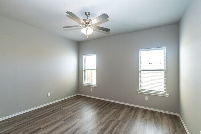 Building Photo - 1220 Preston Trails