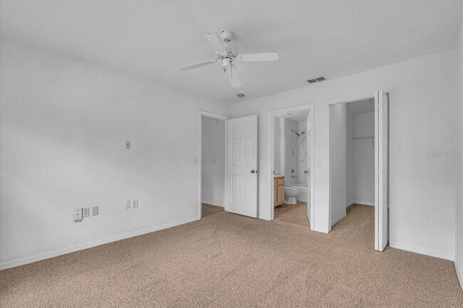 Building Photo - 7405 Vista Way