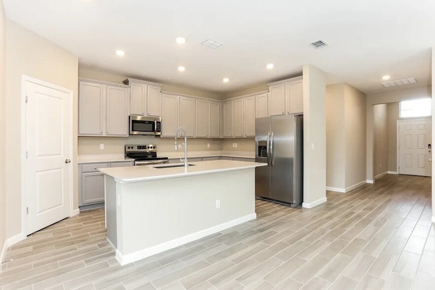 Building Photo - 12117 Marvin Gdn Ct