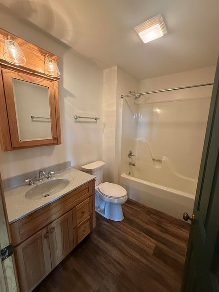 Building Photo - 125 Cogan Dr