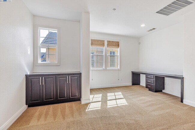 Building Photo - 3579 Rimini Ln