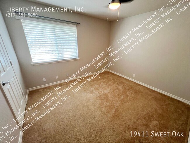 Building Photo - 19411 Sweet Oak