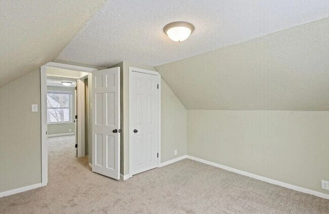Building Photo - Welcome Home!