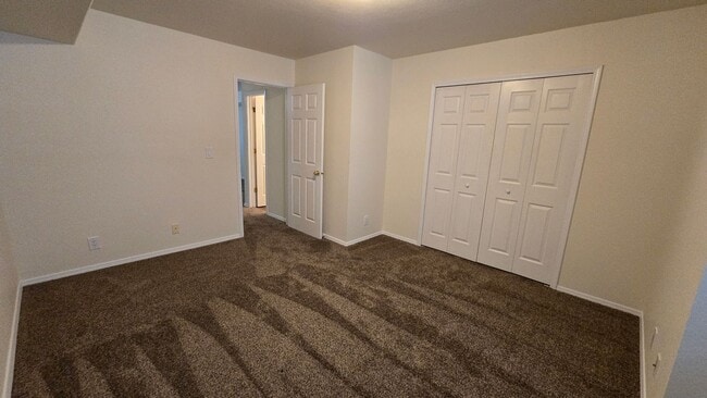 Building Photo - 6048 Colony Cir - Rockrimmon - Townhome - ...