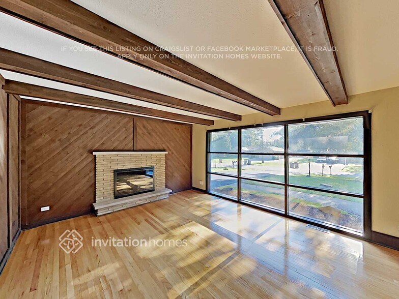 Building Photo - 16330 Mark Ln