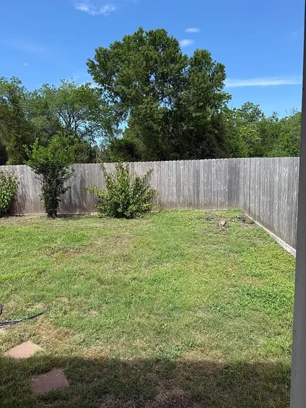 Building Photo - 23722 N Newport Bnd