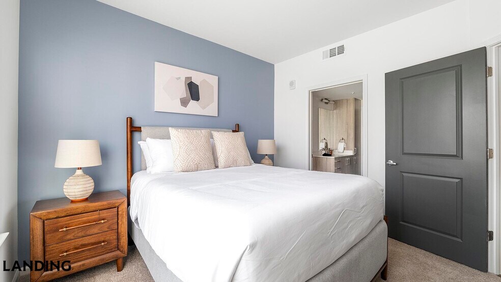 Building Photo - 2800 Milan Ct