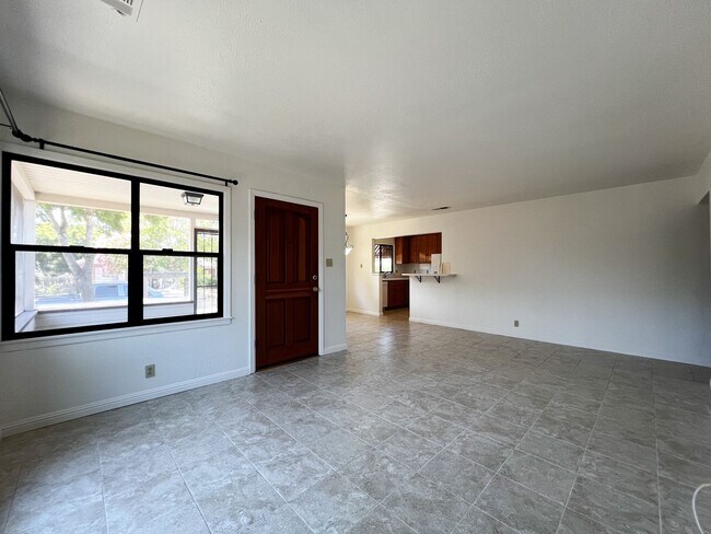 Building Photo - Charming 2 Bedroom, 2 Bathroom Home in Napa