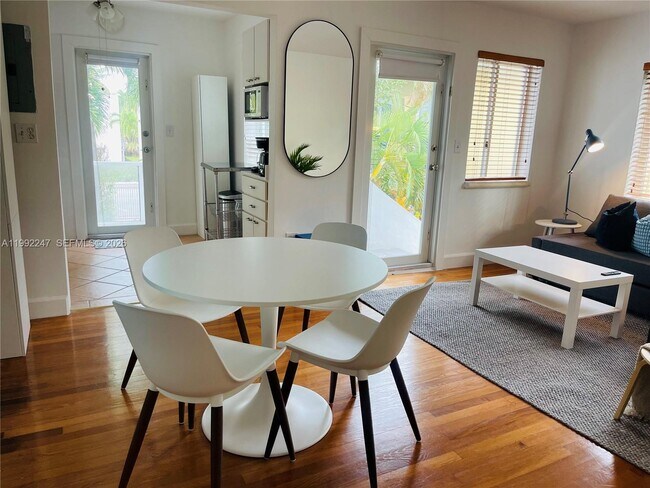 Building Photo - 8036 Harding Ave