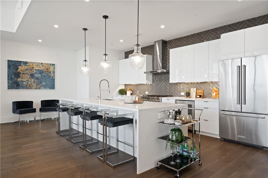 Building Photo - 788 West Marietta St NW