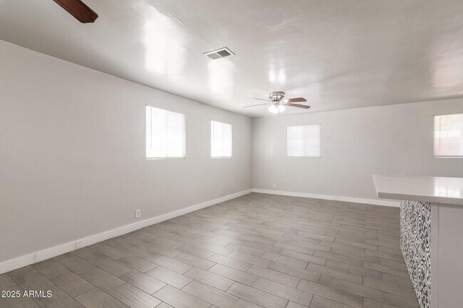 Building Photo - 240 N Monte Vista St