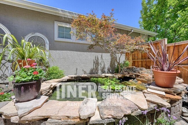 Building Photo - Gorgeous Home in Beautiful Folsom Community