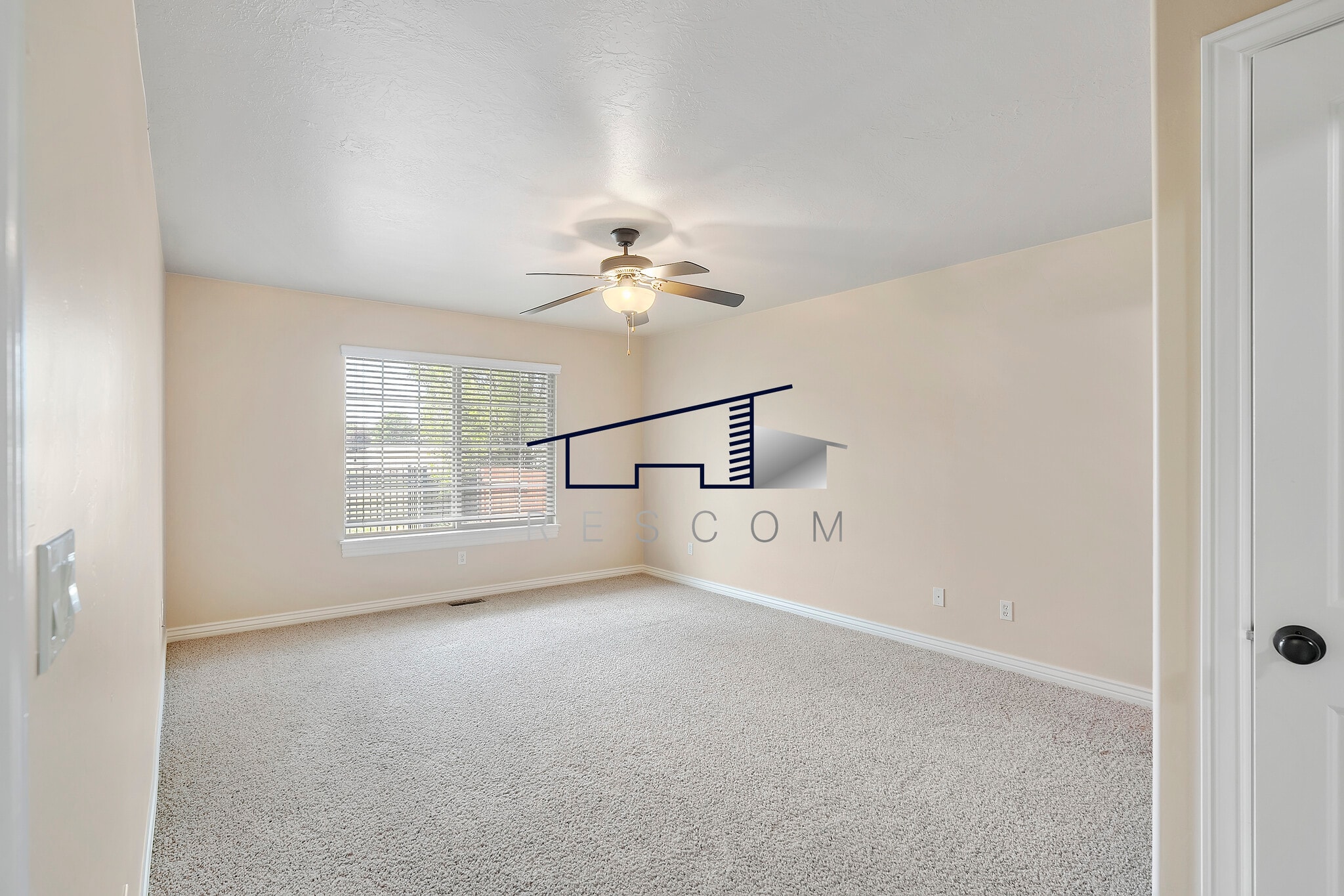 Building Photo - 757 W 4400 S