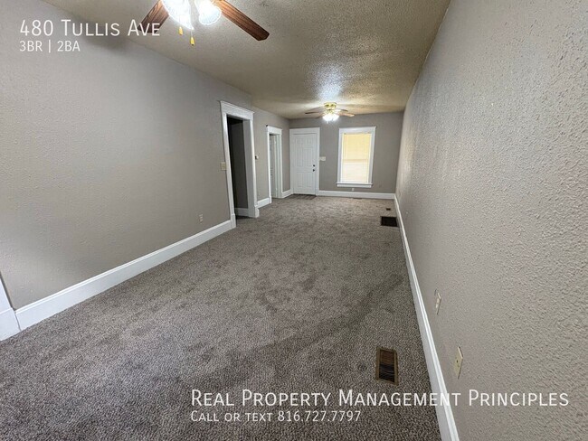Building Photo - 480 Tullis Ave