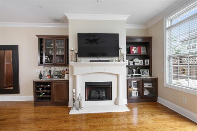 Building Photo - 1420 Briarhaven Trail