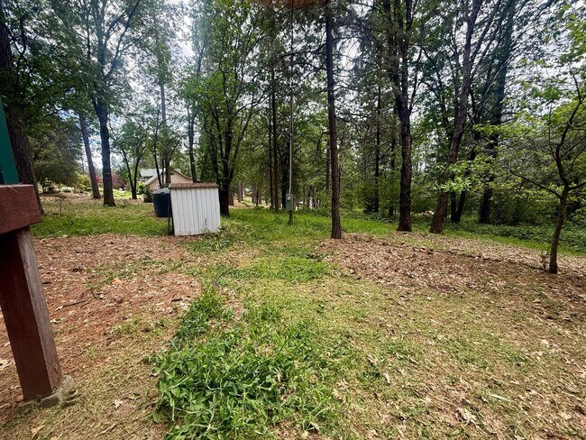 Building Photo - 14720 Lynshar Rd