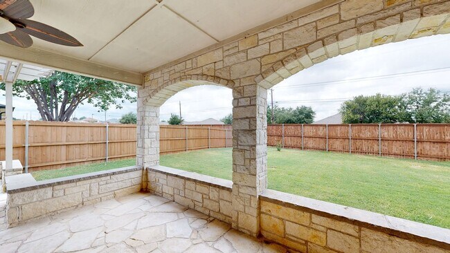 Building Photo - $2,095 FOR A GORGEOUS HOME BY FORT HOOD!