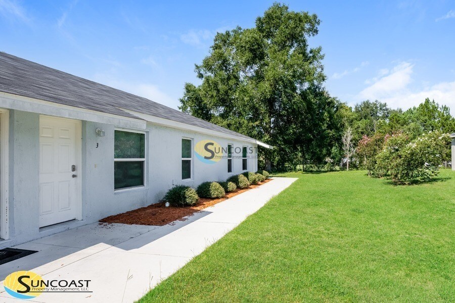 Building Photo - 8148 Juniper Rd