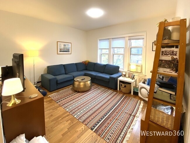 Building Photo - 4547 N Albany-1