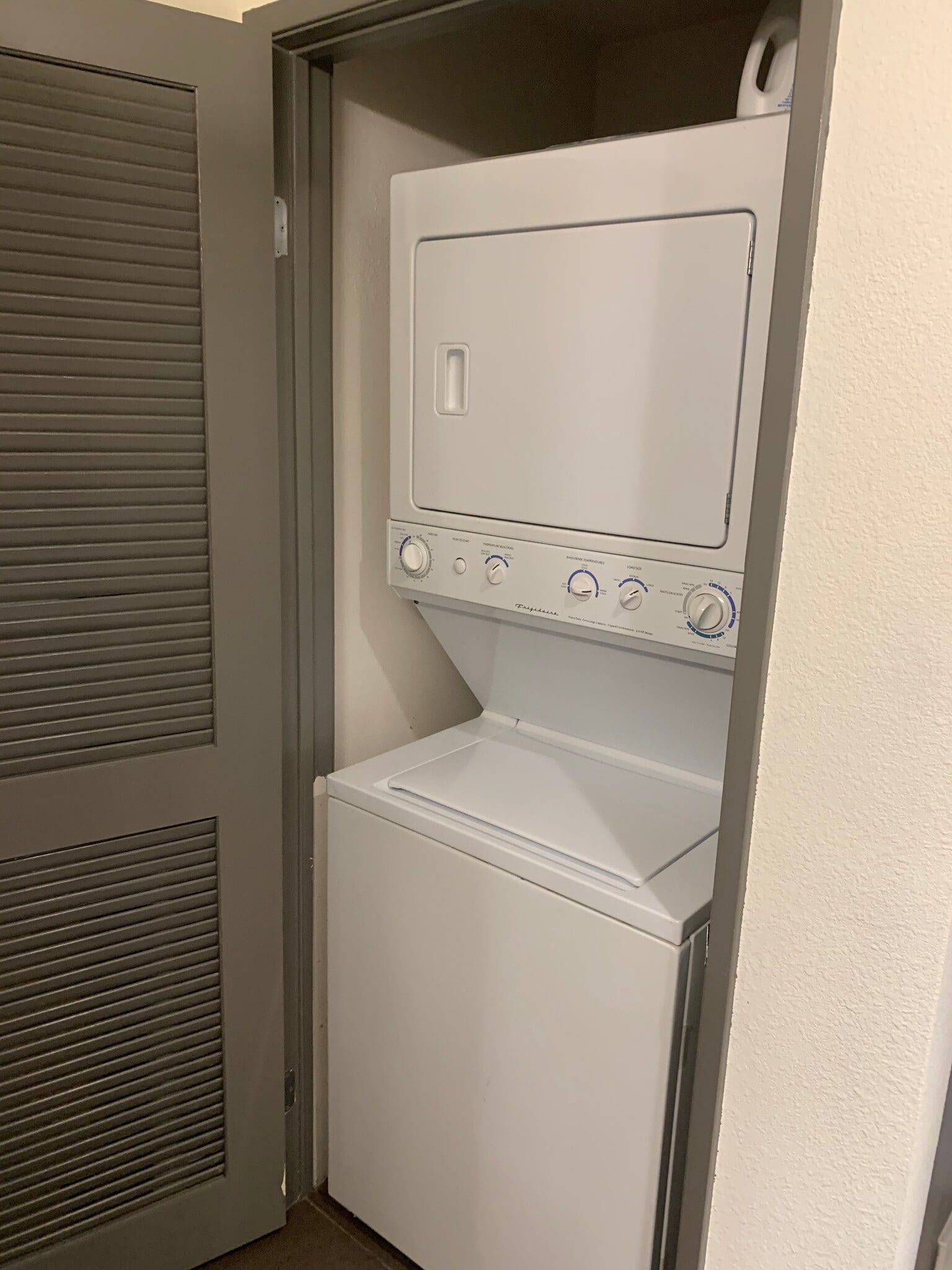 Building Photo - 1234 Wilshire Blvd