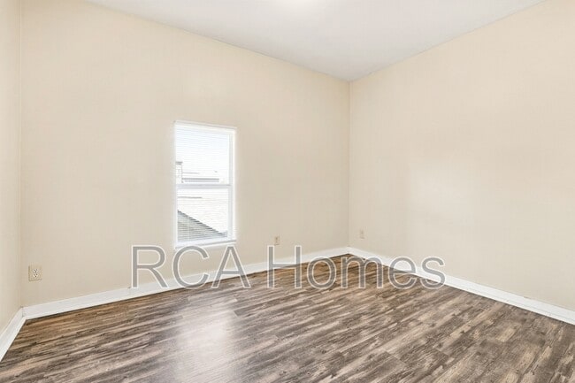 Building Photo - 1156 Fletcher Ave