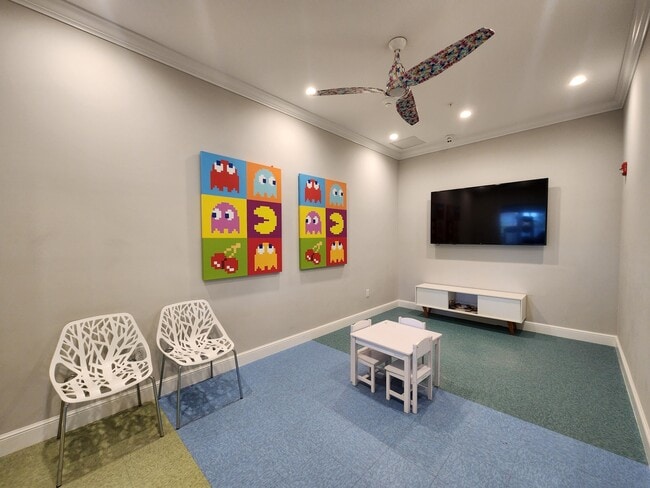 Building Photo - 4352 Veleiros Ave