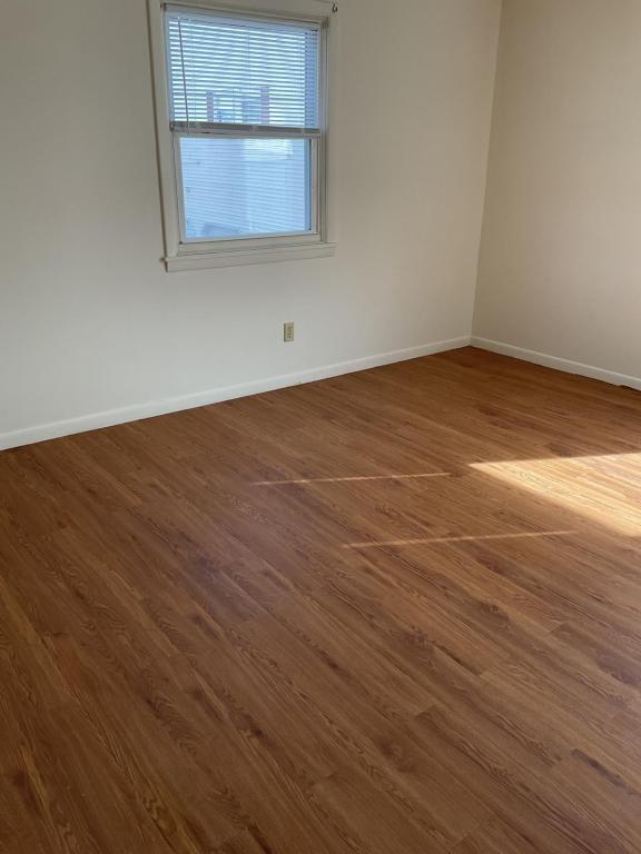 Building Photo - 340 Briar Manor