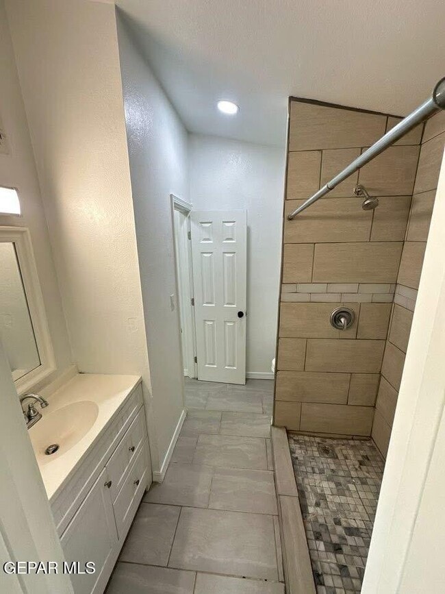 Building Photo - 2509 Red Sails Dr